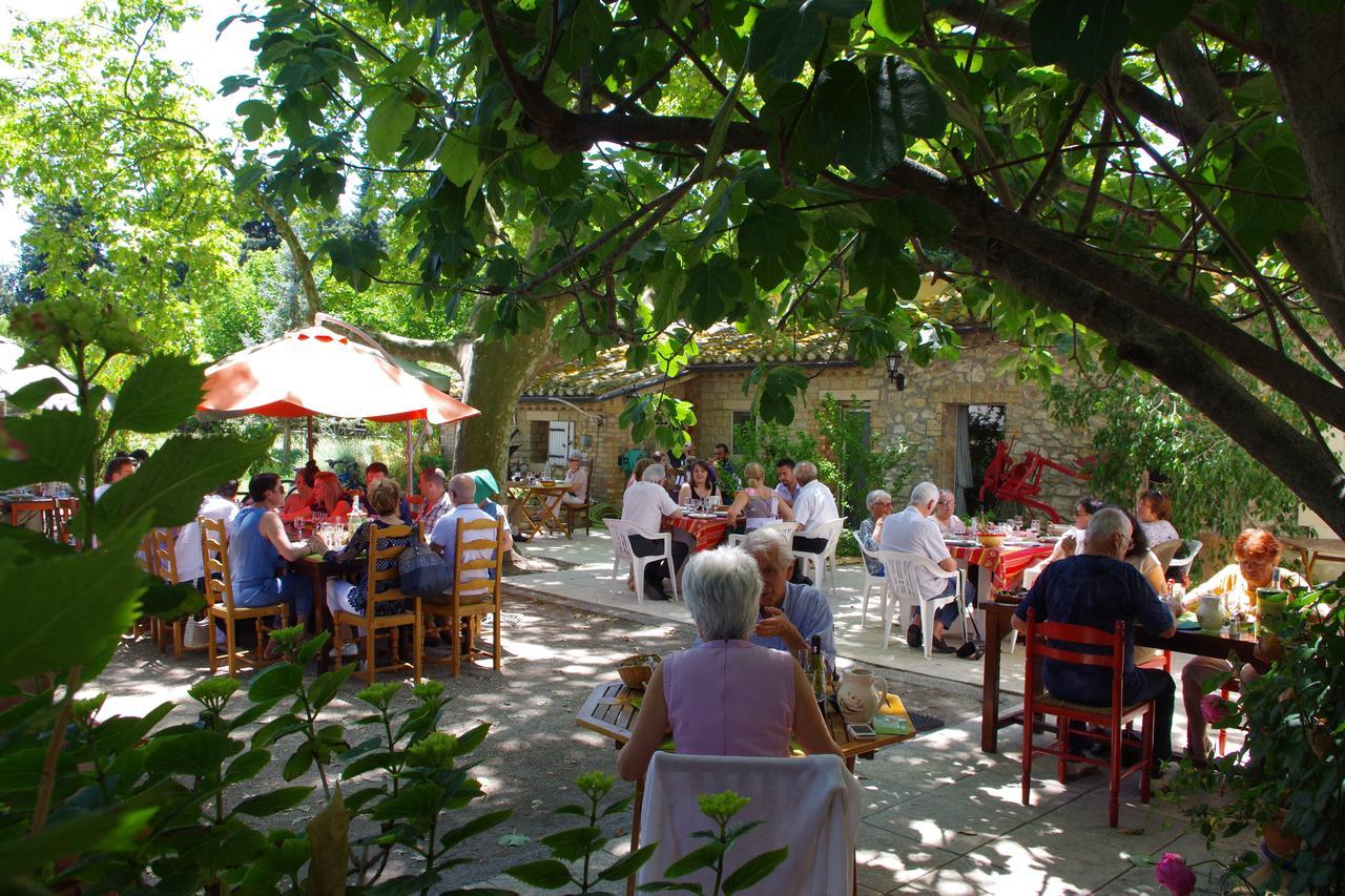 Mas Des Vertes Rives Bed & Breakfast Chateauneuf-de-Gadagne Luaran gambar